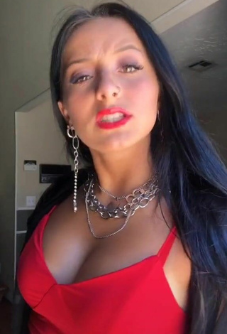 Brooke Sanchez (@_brookesanchez) #cleavage  #crop top  #red crop top  «why do i always have makeup in...»