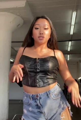 Anneston Pisayavong (@anneston) #booty shaking  #shorts  #jeans shorts  #crop top  #black crop top  #leather crop top  «On set with big sis todayyy...»