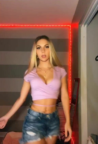Arianna Flowers (@ariannaflowers) #crop top  #purple crop top  #big boobs  #cleavage  #belly button piercing  #butt  #booty shaking  #bouncing boobs  «posting a draft for rn bc my...»