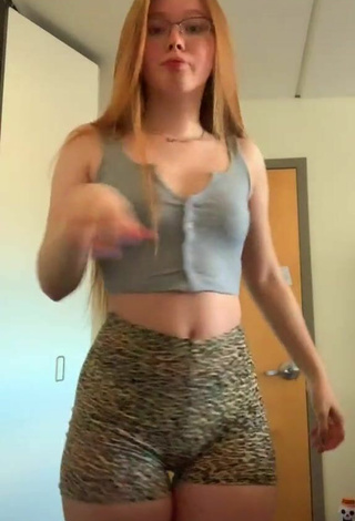 Bailey Hurley (@bailssoflove) #crop top  #grey crop top  #braless  #legging shorts  #leopard legging shorts  #butt  #booty shaking  «i just got these shorts and i’m...»