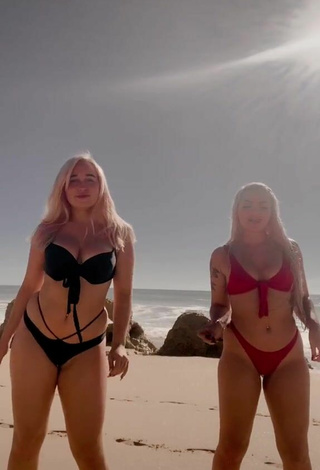 Lowri Rose-Williams (@barbiespice) #booty shaking  #bikini  #beach  #cleavage  «This is awful    #tiktokdance...»