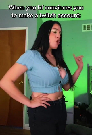 Leslie Marie Rosales (@berrylove101) #crop top  #blue crop top  #cleavage  #big boobs  «Follow my twitch  : Berrylove101...»