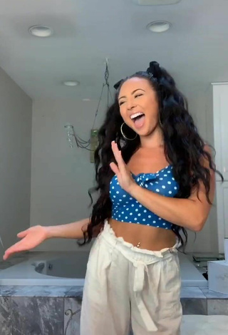 Ashley Nocera (@ashleynocera) #belly button piercing  #crop top  #polka dot crop top  «What color shirt are you wearing...»