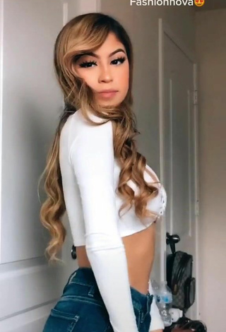 Desiree Montoya (@dxddy._.desi) #crop top  #white crop top  #cleavage  «@fashionnova»