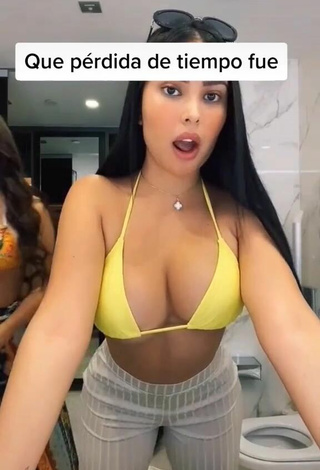 Franjomar (@franjomar) #cleavage  #big boobs  #booty shaking  #butt  #bikini top  #yellow bikini top  «#besito #mexico #MakeMomEpic...»