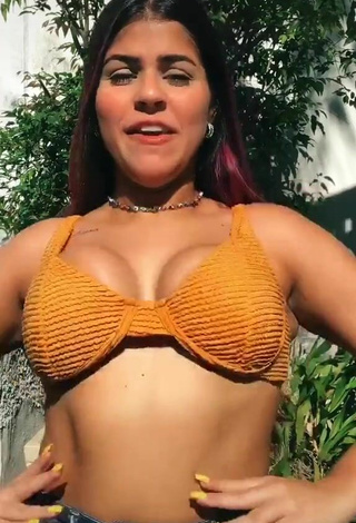 Julia Antunes (@juliasouzaj) #cleavage  #bikini top  #orange bikini top  #big boobs  «dc: @gianamello // vocês...»