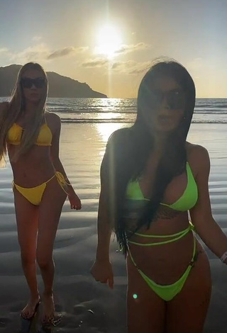 Kimberly Flores (@kimfloresgz) #bikini  #beach  «@akirega28»