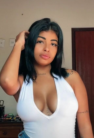 MC Lya (@mclya_) #cleavage  #big boobs  #top  #white top  «Usem o áudio ❤️ @mcjuninrd #mclya»