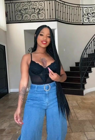 Mikeila Jones (@mikeilaj) #pants  #jeans pants  #top  #black top  #cleavage  #bouncing boobs  «You like the fit?   @fashionnova...»