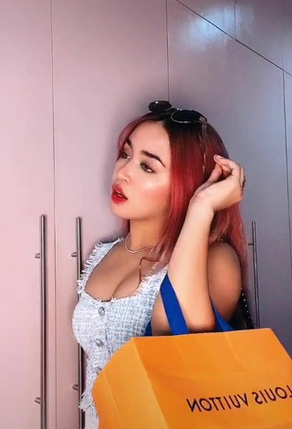 Riva Quenery (@rivaquenery) #cleavage  #crop top  #red lips  «POV: Rich girl meets new girl...»