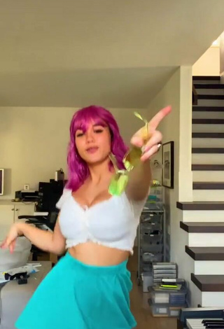Sofia Gomez (@sofiiiiagomez) #cleavage  #bouncing boobs  #big boobs  #crop top  #white crop top  #skirt  #turquoise skirt  «I bought these sunglasses to...»