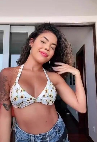 Sthefane Matos (@sthefane.matos) #bikini top  #floral bikini top  #booty shaking  #shorts  #jeans shorts  #bouncing boobs  #cleavage 