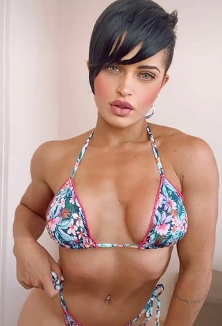 Yanne (@yannefitness) #cleavage  #bikini  #floral bikini  #butt  #sexy 