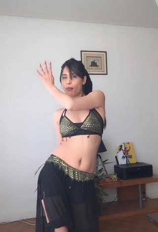 XENA (@crazu5) #crop top  #booty shaking  #bouncing boobs  #cleavage  #pants  #black pants  «Jasmine#fyp#dance❤️»