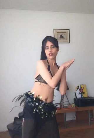 XENA (@crazu5) #crop top  #booty shaking  #pants  #black pants  #bouncing boobs  «#jasmine #fyp»