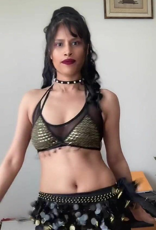 XENA (@crazu5) #crop top  #booty shaking  #bouncing boobs  #skirt  «Think it’s   perfect#fyp♥️»