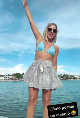 Fanny Lu (@fannylu) #boat  #bikini top  #blue bikini top  #skirt  «Cómo poesía de colegio   #fyp...»