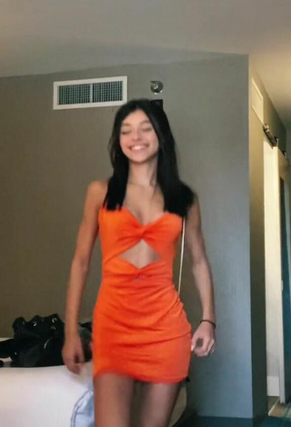 Rachel Brockman (@rachelbrockmann) #dress  #orange dress  #booty shaking 