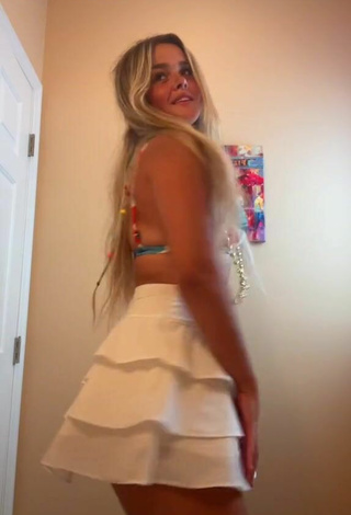 Kayla Patterson (@thekaylapatterson) #bikini top  #skirt  #white skirt  «#jerseyloud»