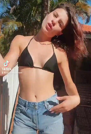 Agustina Palma (@agustinapalmaok) #bikini top  #black bikini top  #shorts  #booty shaking  #jeans shorts  «Intento de nuevo! No me lo...»