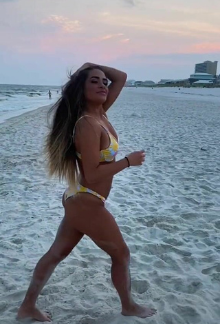 Camryn Cordova (@camryncordova) #beach  #bikini  #butt  «my happy place»