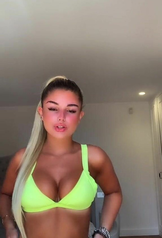 Carla Frigo (@carlafrigoo2) #cleavage  #big boobs  #bikini top  #lime green bikini top  #belly button piercing  #bouncing boobs 
