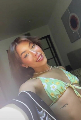 Cynthia Parker (@cynthiaparkerrrr) #bikini top  #floral bikini top 