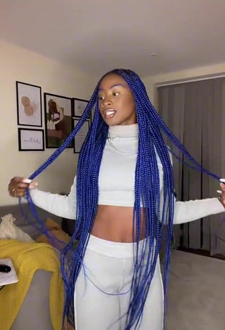 Oluwanifewa Agunbiade (@itsjustnifee) #crop top  #white crop top  #pants  #white pants  #booty shaking  «I sing this at least 5 times a...»