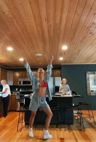 Jacqueline Fransway (@jacquelinefransway) #bikini top  #red bikini top  #shorts  #grey shorts  #bouncing boobs  #booty shaking  «Grandma enjoyed the song, mom...»