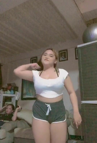 Joanne Duldulao (@joannemdm) #crop top  #white crop top  #shorts  #olive shorts  #bouncing boobs  #booty shaking 