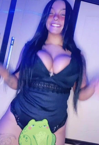 Karniello (@ismailgezici47) #cleavage  #big boobs  #booty shaking  #lingerie  #black lingerie 