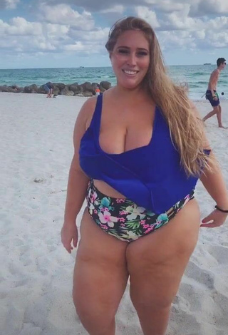 Mar Tarres (@martarres) #beach  #big boobs  #cleavage  #bikini  #blue bikini top  «#martarres el final»