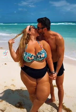 Mar Tarres (@martarres) #beach  #bikini  #cleavage  #big boobs  «A la gente que no es feliz con...»