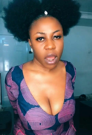 Hot & Nude: Lilly Chioma (@mrsmosquito) - Videos