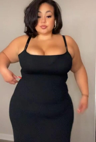Phaith Montoya (@phaithmontoya) #bouncing boobs  #big boobs  #big butt  #booty shaking  #dress  #black dress  «Ft girl appreciation post <3»