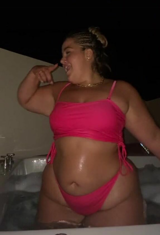 Sam Paige (@sampaigeeee) #wet  #bikini  #big boobs  #big butt  #booty shaking  #firefly rose bikini  «Draft roll out»