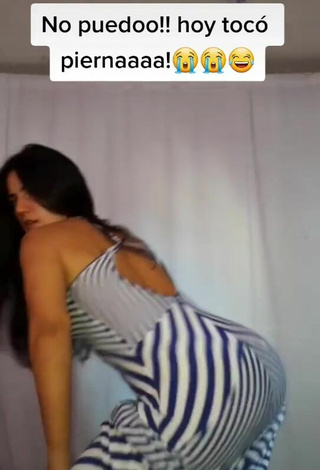 Violetta Ortiz (@violettasoyyo) #twerk  #big butt  #dress  #striped dress 