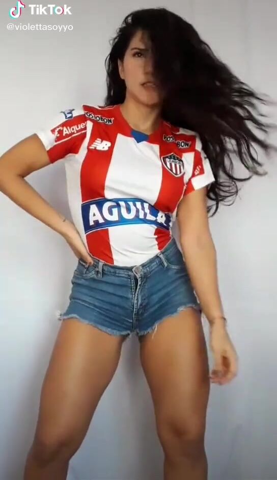 Violetta Ortiz (@violettasoyyo) #shorts #jeans shorts #twerk #butt