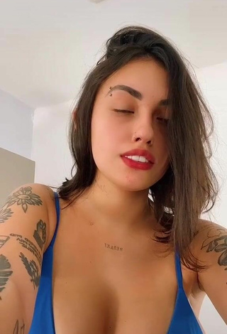 Vitoria Marcilio (@vitoriamarcilioo) #cleavage  #tattooed body  #big boobs  «cara d Patrícia n engana sua...»