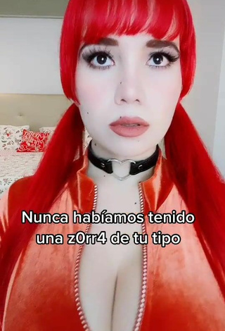 Katherine Cal Afú (@windygirk) #cleavage  #big boobs  #cosplay  #sexy  «Soy z0rr4 nivel 10   y tú  #fyp...»