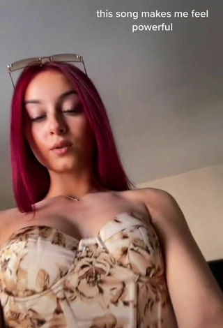 Arianna Roman (@ariannaaromann) #corset  #cleavage  #tattooed body  #jeans pants  #floral corset  «#fyp»
