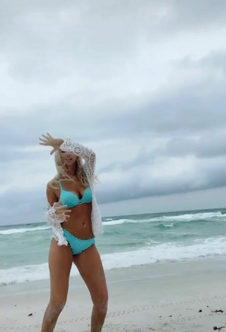 Heather Dale (@heather_dale) #beach  #bikini  #blue bikini  «So close to 500k hello new...»