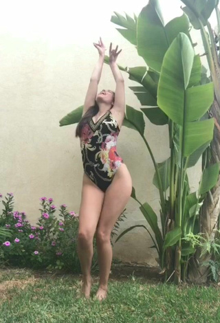 Danielle Haden (@dansrose) #swimsuit  #floral swimsuit  «What’s your favourite song ATM ?...»