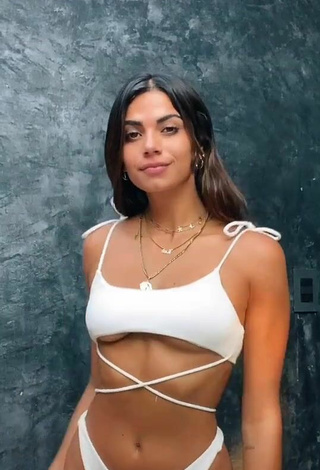 Manu Barrios (@manubarrioos) #bikini  #cleavage  #white bikini  #underboob  «Ig @manubarrioos #fyp #foryou»