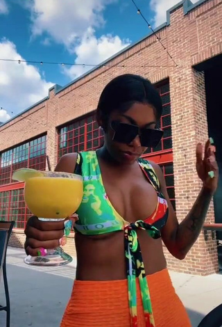 Asian_Dolll (@asiandabratttttt) #crop top  #cleavage  #underboob  #side boob  #tattooed body  #belly button piercing  #tight shorts  #orange shorts 