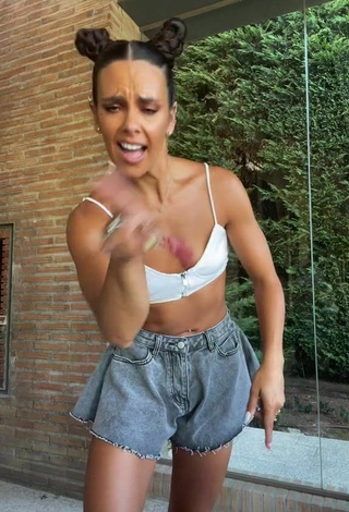 Cristina Pedroche (@cristipedroche) #cleavage  #crop top  #white crop top  #shorts  #belly button piercing  #tattooed body  #booty dancing  «¿¿¿Qué ha pasado #viral #dance...»