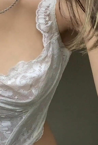 Julia Turati (@juliaturati) #cleavage  #crop top  #white crop top  #lace crop top  «✨»