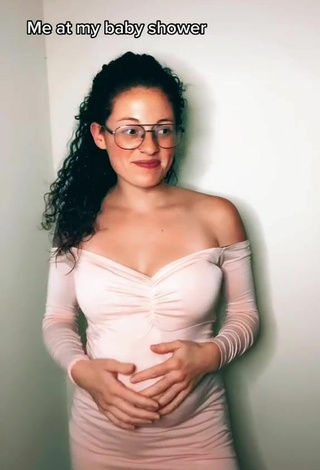 Tabatha Marie (@raisinghaven) #cleavage  #dress  #pink dress  #pregnant  «2020 has been the toughest year...»