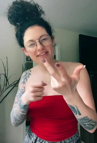 Tabatha Marie (@raisinghaven) #cleavage  #tube top  #red tube top  #tattooed body  «you can literally see the...»