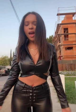 River Bleu (@riverbleu) #cleavage  #crop top  #black crop top  #belly button piercing  «i’m the motherfu*kin princess»